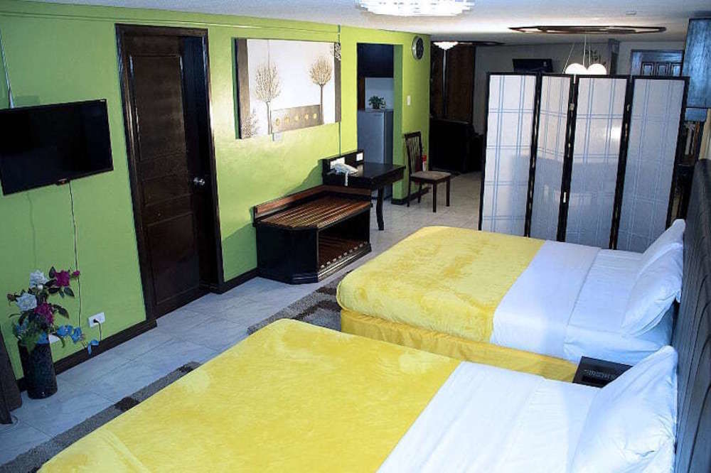 Manila Bay Serviced Apartments Exterior foto
